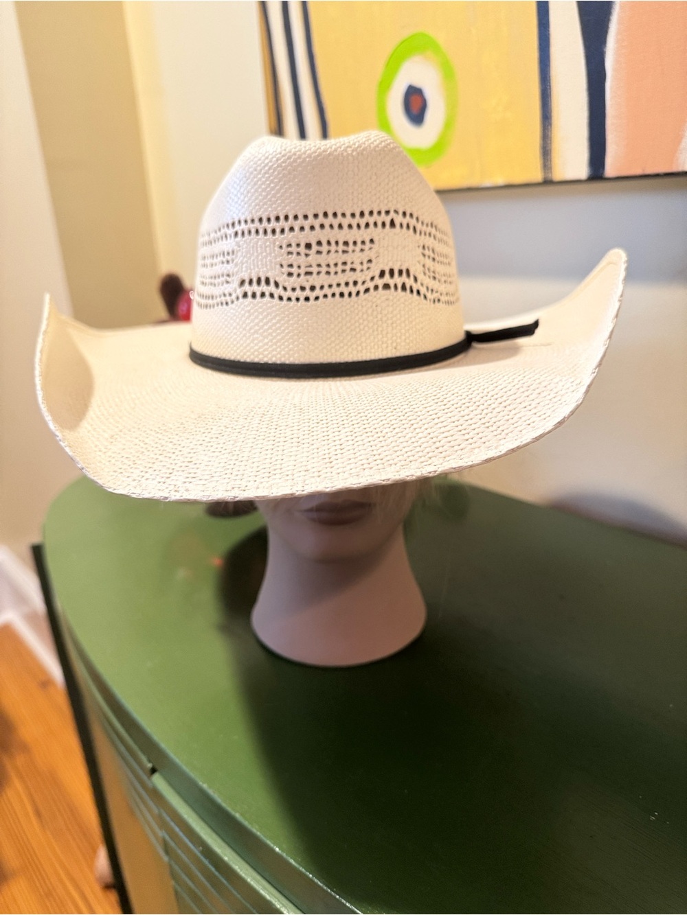 Cavenders ivory cowboy hat made in Mexico